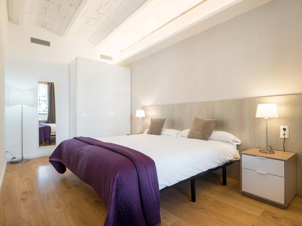 Rent Rambla Catalunya Barcellona